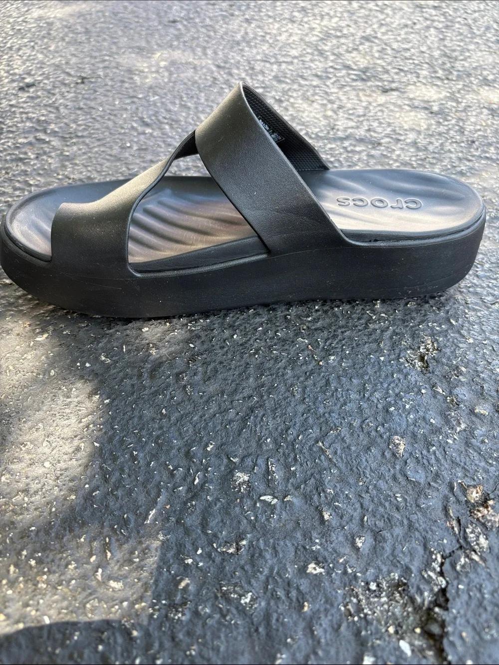 CROCS sleek black